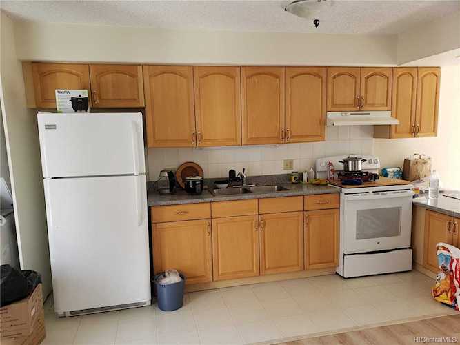 1226 Alexander Street #905 Honolulu, HI 96826
