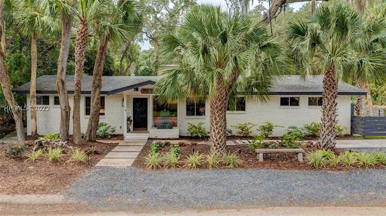 14 Ibis St Hilton Head Island, SC 29928