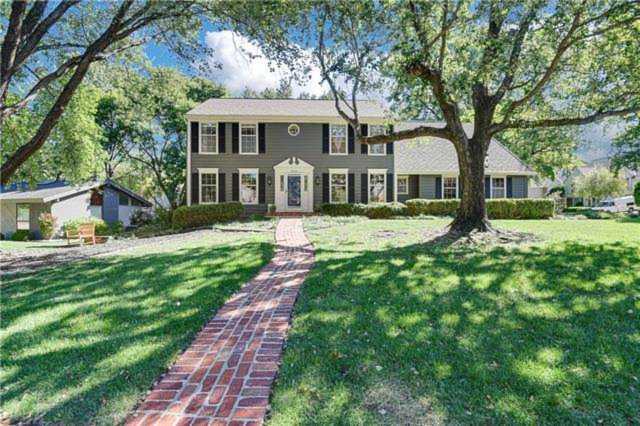 12709 Cherokee Ln Leawood, KS 66209