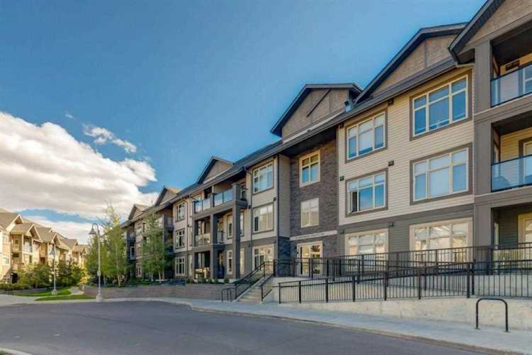 25 Aspenmont Heights SW #201 Calgary, AB T3H 0E4