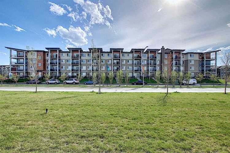 10 Walgrove Walk #404 Calgary, AB T2X 4E3