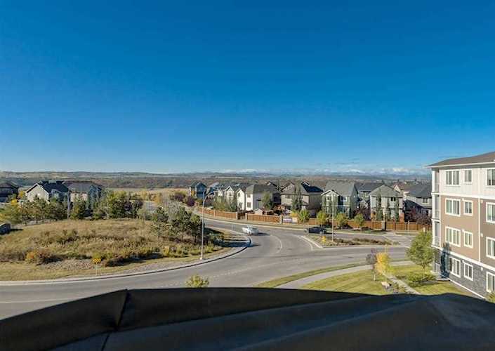 522 Cranford Dr SE #4402 Calgary, AB T3M 2L7