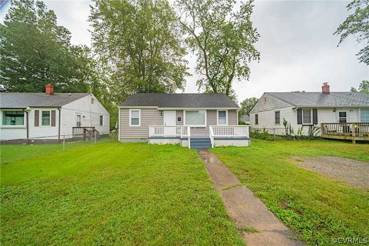 111 S Elm Ave Highland Springs, VA 23075