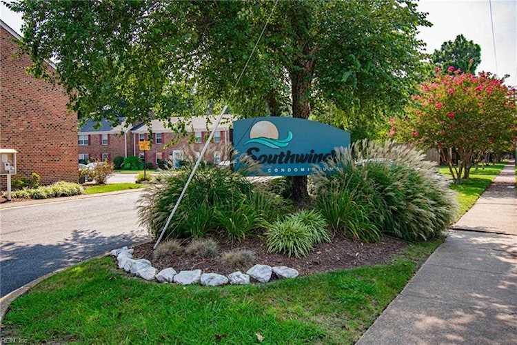 819 Spencer Ct Virginia Beach, VA 23451