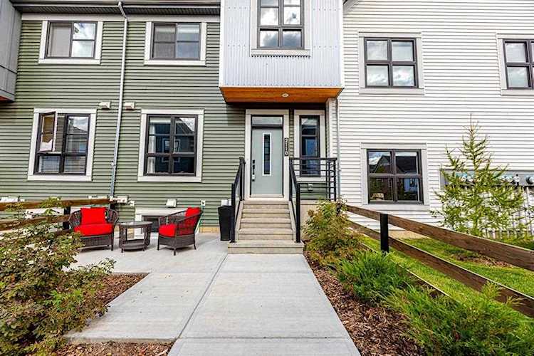 100 Walgrove Ct #2110 Calgary, AB T2X 4N1