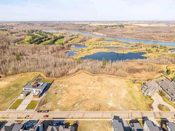 32 Windermere Drive Edmonton, AB T6W 0S2