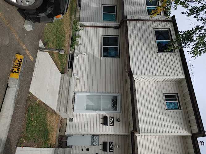 2611 135 Avenue Edmonton, AB T5A 3S3