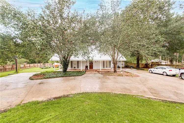 238 Oak Hollow Dr Hammond, LA 70401