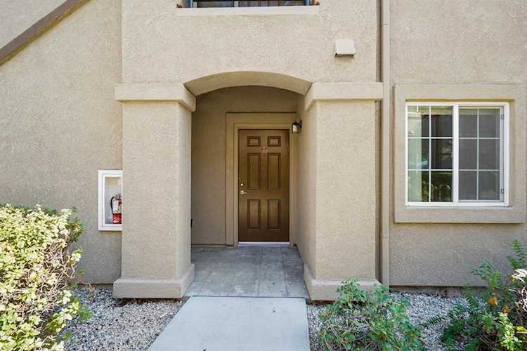 4200 E Commerce Way Sacramento, CA 95834 | MLS 221120040 Photo 1