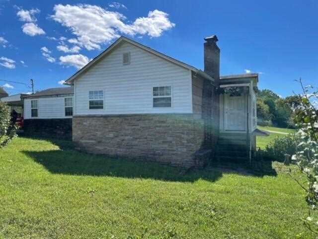 549 Cherokee Ave Clinton, TN 37716