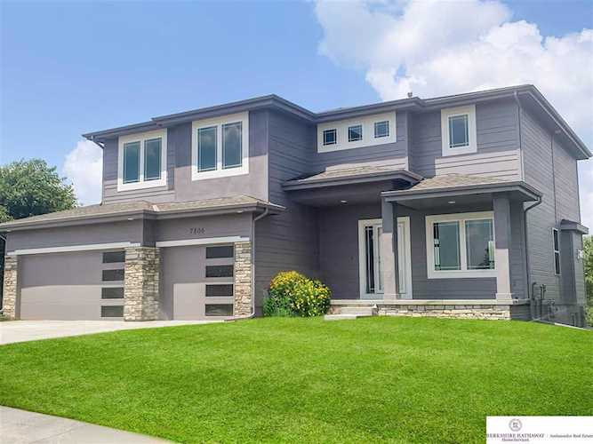 10010 S 187th Ave Omaha, NE 68136