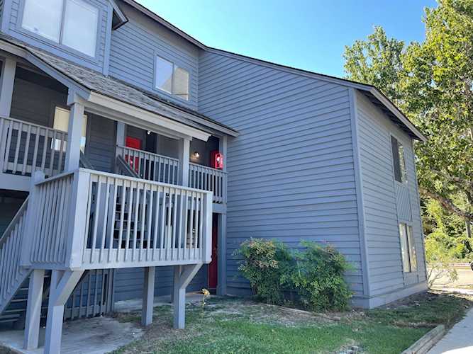 1530 Fort Johnson Rd Charleston, SC 29412 | MLS 21026129 Photo 1