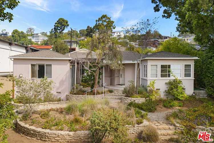 14715 Bestor Blvd Pacific Palisades, CA 90272