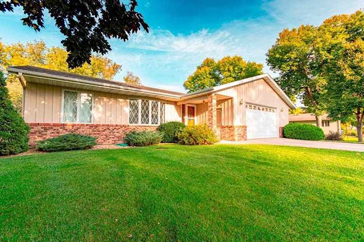 160 Sherwood Place Owatonna, MN 55060 | MLS 6099812 Photo 1