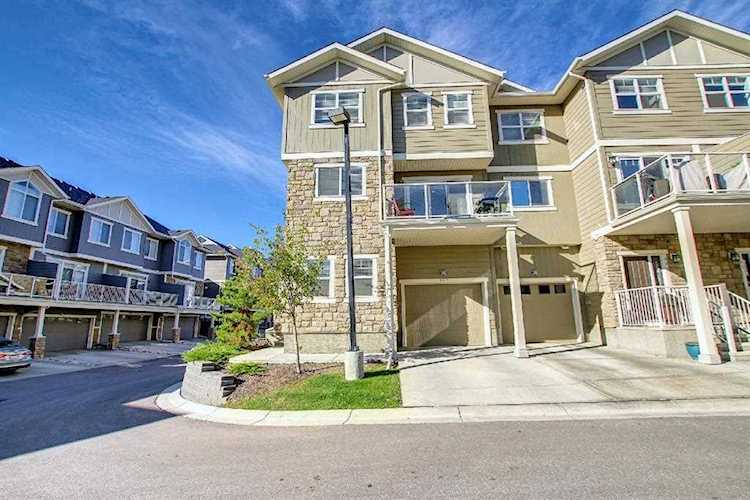 807 Evanston Manor NW Calgary, AB T3P 0R8