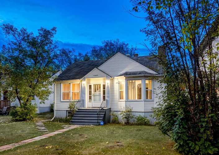 11439 80 Avenue Edmonton, AB T6G 0R6