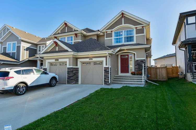 16811 64 Street Edmonton, AB T5Y 3P8