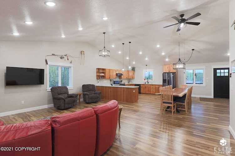 11554 W Tofson Avenue Big Lake, AK 99652