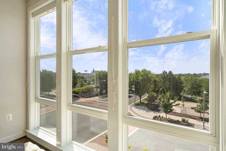 13410 Arrowbrook Centre Dr #15 Herndon, VA 20171