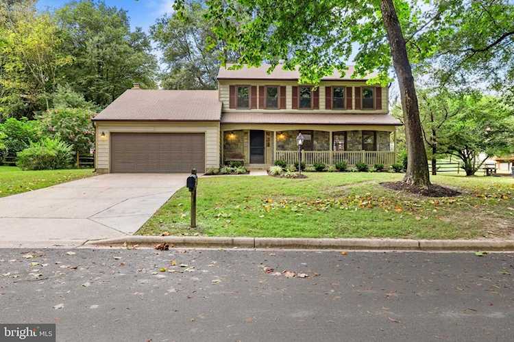2521 Countryside Dr Silver Spring, MD 20905