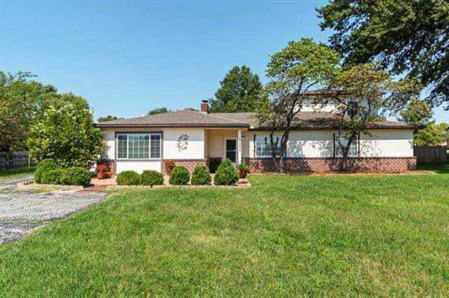 12224 W 75th St Shawnee, KS 66216