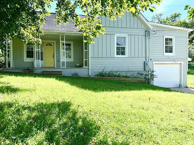 410 Locust St Clarksville, TN 37042