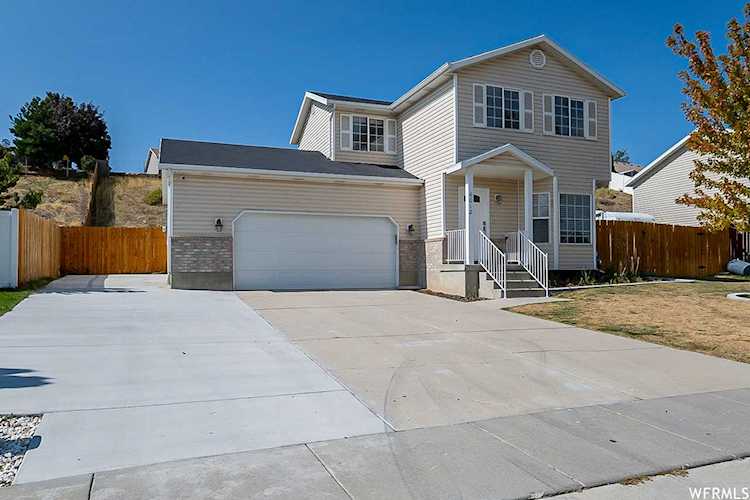 6012 S Ridge Flower Way Salt Lake City, UT 84118
