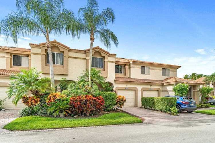 6829 Via Regina Boca Raton, FL 33433