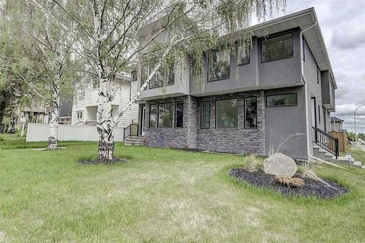 2820 26 Ave SW Calgary, AB T3E 2J1