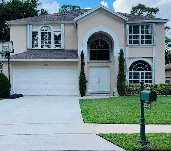 15032 Oak Chase Court Wellington, FL 33414
