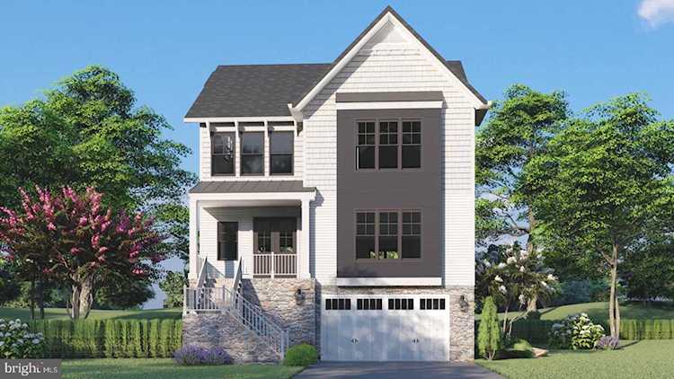 2222 Vermont St N Arlington, VA 22207