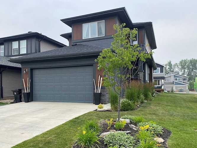 40 Kingsbury Circle Spruce Grove, AB T7X 0C9