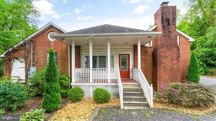 12917 Fitzwater Dr Nokesville, VA 20181