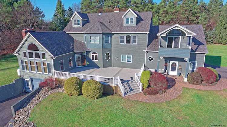 354 Settles Hill Rd Altamont, NY 12009