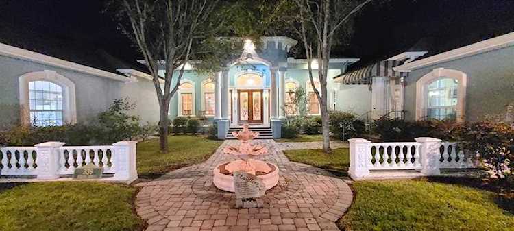 339 Howard Ave Lakeland, FL 33815