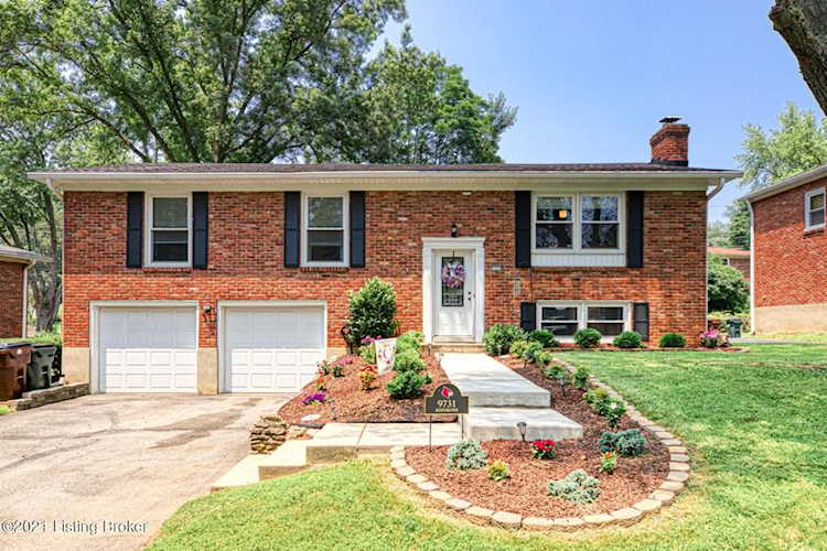 9731 Boxford Way Louisville, KY 40242 | MLS 1591696 Photo 1