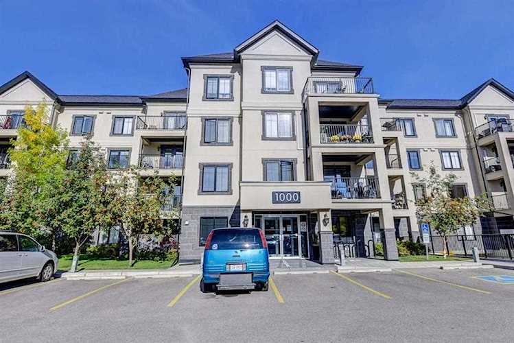 310 Mckenzie Towne Gate SE #1210 Calgary, AB T2Z 1A6