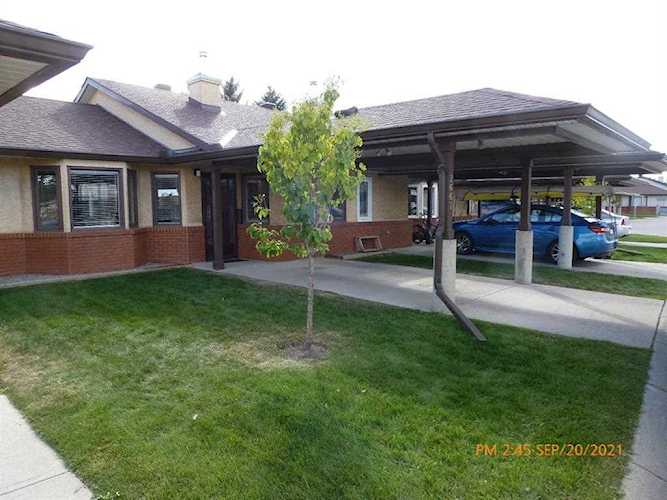 2667 Dovely Ct SE Calgary, AB T2B 3G7