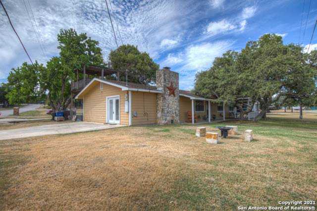 168 Clearview Dr Canyon Lake, TX 78133
