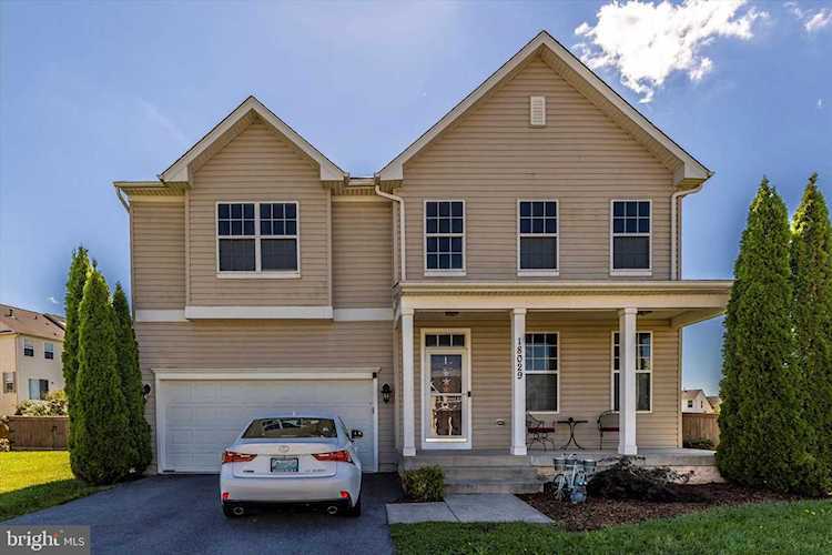 18029 Cavalier Ct Hagerstown, MD 21740