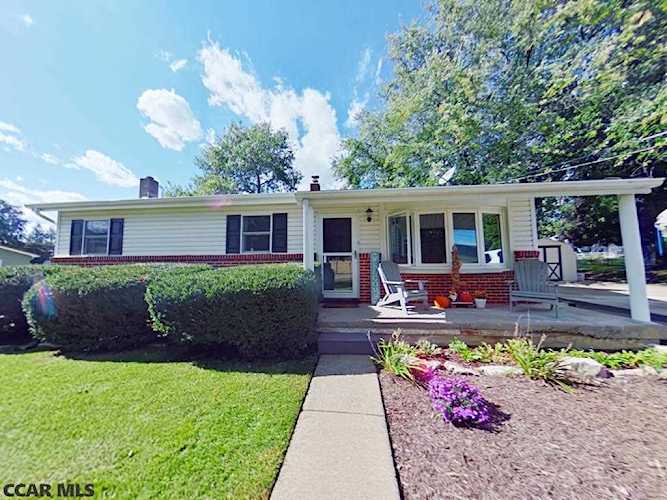 1231 College Avenue E Bellefonte, PA 16823