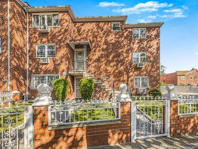 1020 Throgs Neck Expressway Bronx, NY 10465