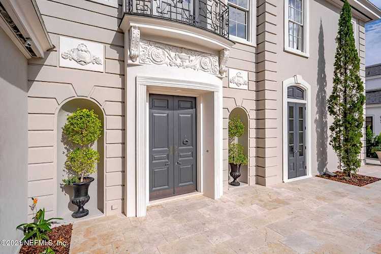 3134 Wellesley Square Jacksonville, FL 32207