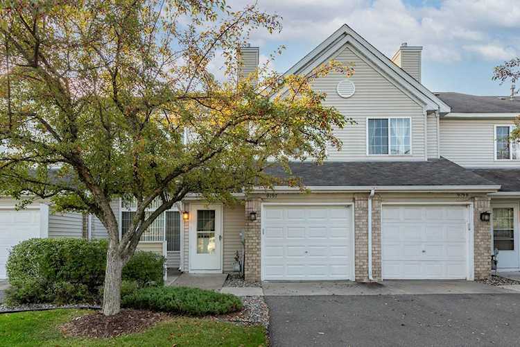 9197 Troon Court Woodbury, MN 55125