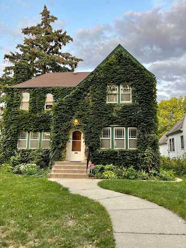3254 Xerxes Avenue N Minneapolis, MN 55412