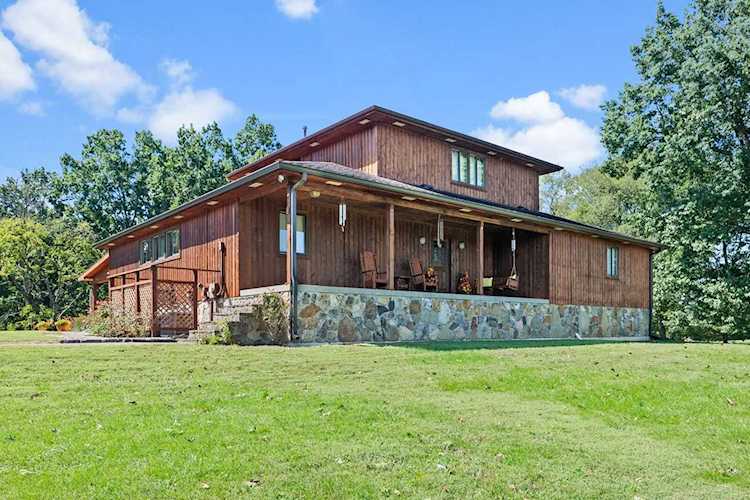 180 Elizabeth Dr Gordonsville, TN 38563