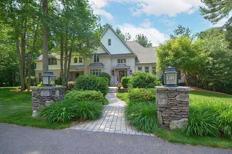 7 Olde Hickory Path Westborough, MA 01581