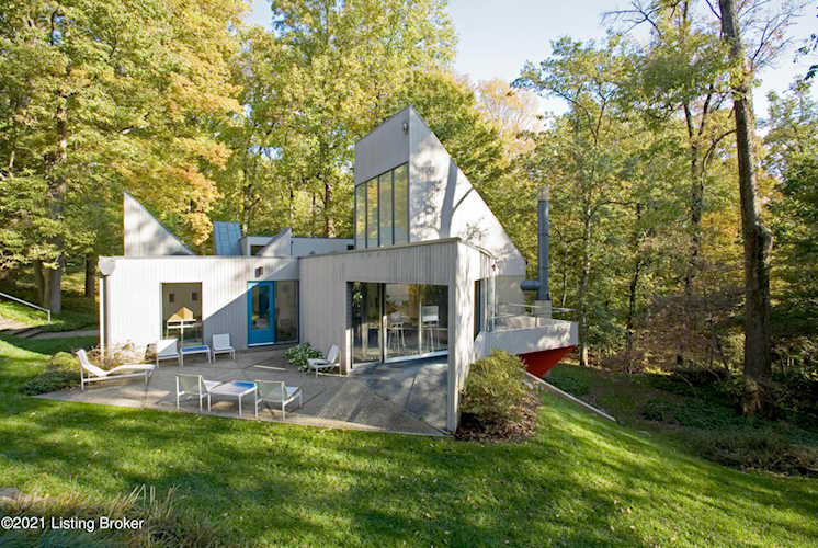 6 Glen Arden Rd Glenview, KY 40025