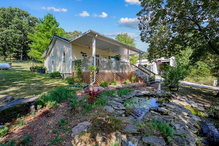 5585 W Farm Rd 44 Willard, MO 65781