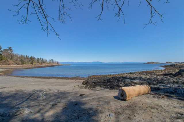 3974 Hammond Bay Rd Nanaimo, BC V9T 3E6